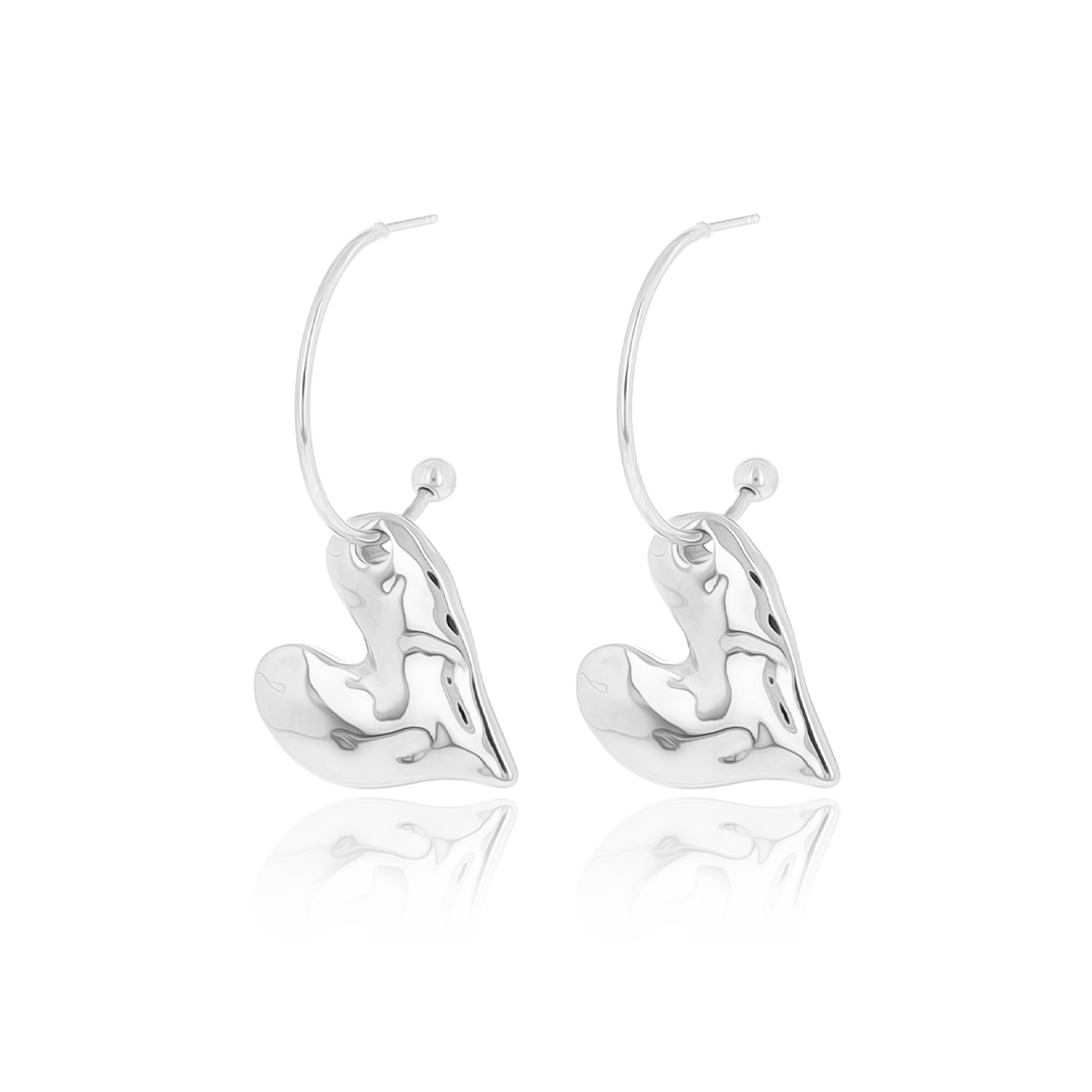 Silver coloured earrings with heart